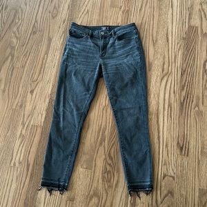 Woman’s Abercrombie Harper Low Rise ankle jeans